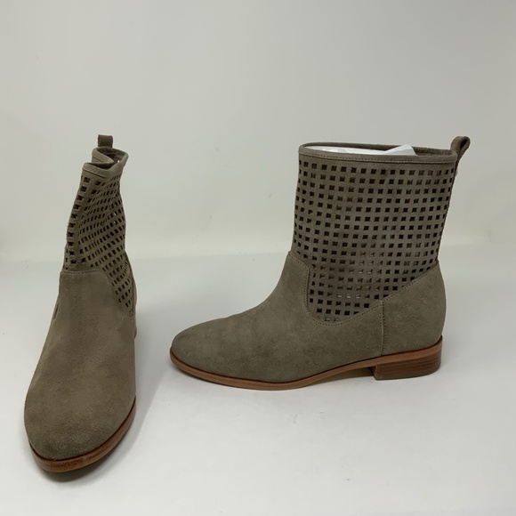Michael Kors Graham Suede Leather Perforated Cut Out Ankle Boot Dark Cement 5.5 - Picture 2 of 7